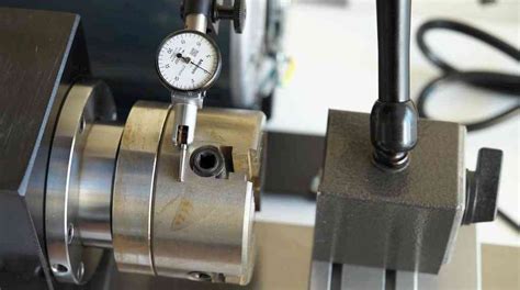 The clamping <b>dial</b> <b>indicator</b> locks to almost any work surface to provide precise measurements. . How to use a dial indicator to measure runout